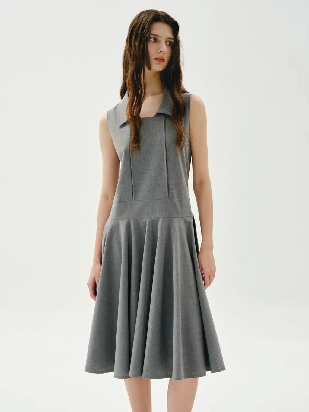 Gray collared sleeveless pleated midi dress